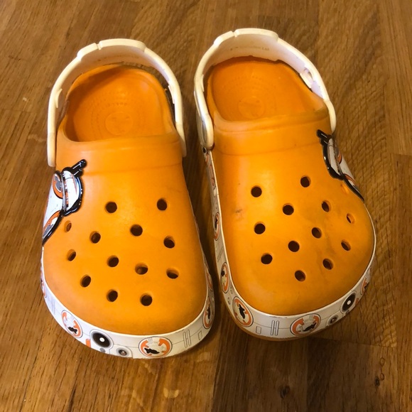 crocs star wars bb8